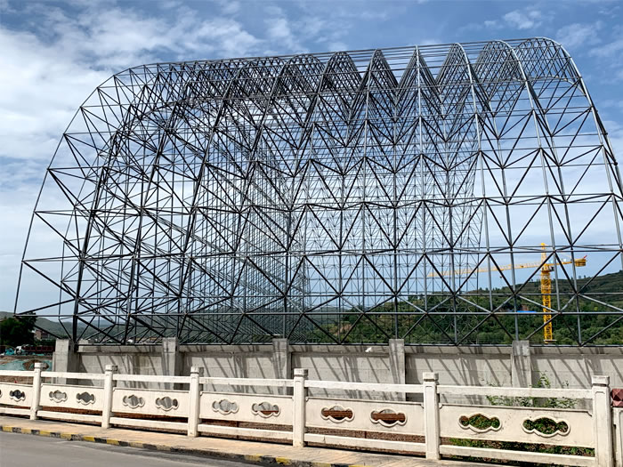 鹰潭山寨矿储煤棚网架